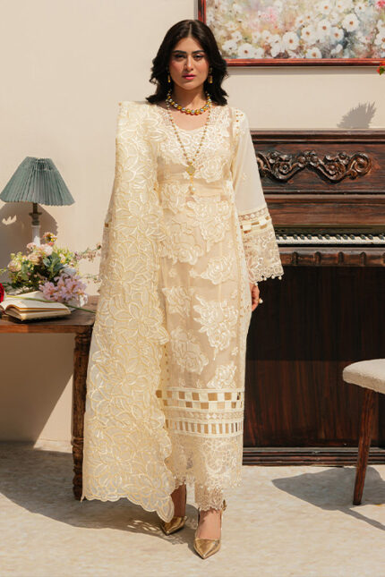 Luxury Lawn Mahnur by Mahrukh