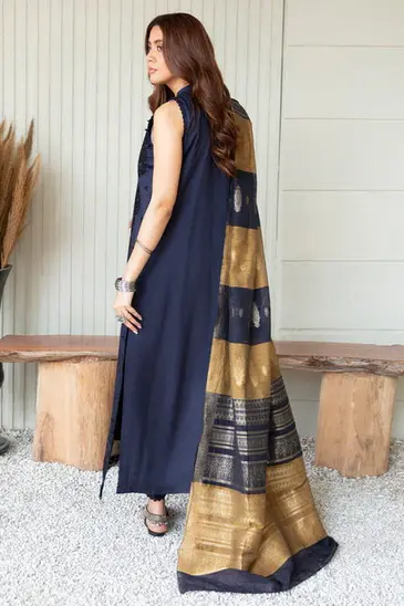Sanam Saeed Sijal`24 Winter Collection D#01