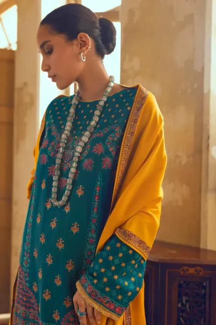 RajBari Winter Shawl Edit Stitched '22 D#1B