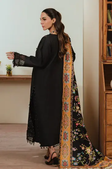 Mahnur Stella Embroidery Khaddar'24 D#5-B