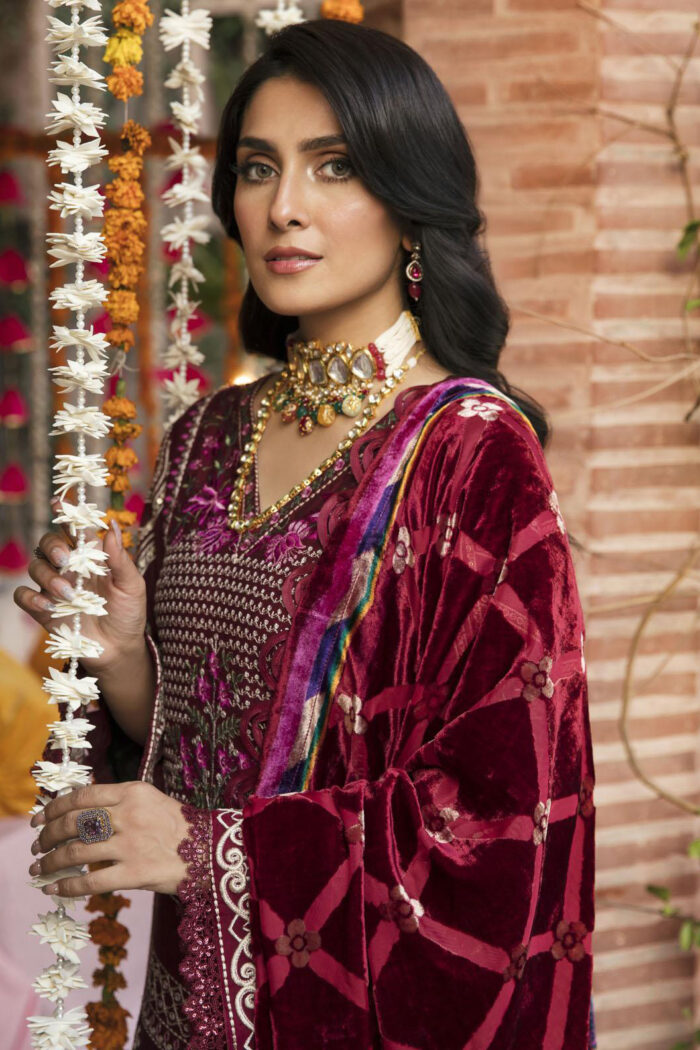 Bandhan By Parishay Embroidered Karandi Suits Unstitched 3 Piece PRS22B Sharleez - Winter Collection